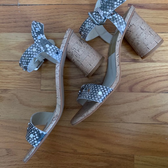 Dolce Vita snakeskin sandals - Picture 2 of 4